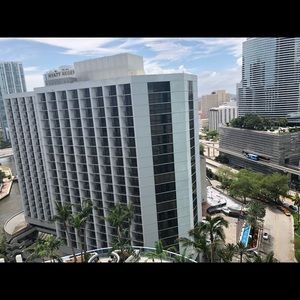 Meet your Posher, Alexsandra